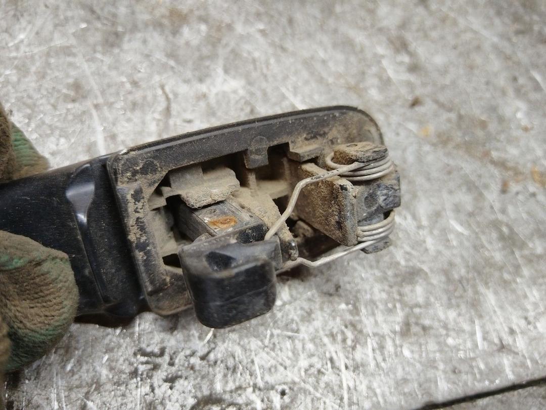 Ручка наружная задняя правая 8DLB96 Ford Galaxy - Фото 4