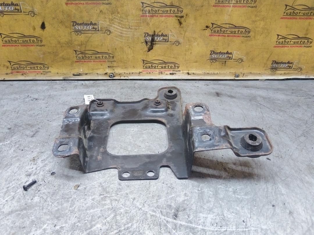 Полка аккумулятора SA7XUJ Volvo S40 - Фото 3