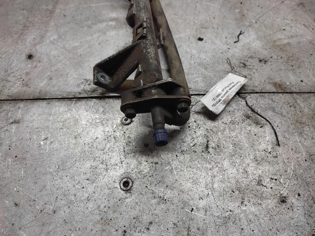 Топливная рампа 8PMYGU Ford Focus купить на авторазборке