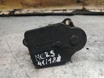 Сервопривод заслонок впускного коллектора 1JNJOP Mercedes E W211 - Фото 1