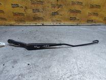 Щеткодержатель (поводок стеклоочистителя, дворник) HN129M Peugeot 206