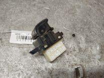 Кнопка стеклоподъемника переднего правого GIK619 Mazda Premacy купить