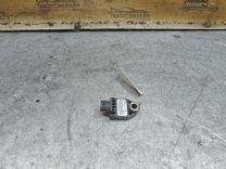 Датчик удара 1VK147 Toyota Avensis - Фото 3