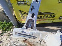 Стойка кузовная центральная правая E952GE Audi 80 купить на авторазборке