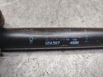 Амортизатор крышки багажника (3-5 двери) IUQ5FX Mercedes A W168 - Фото 4