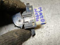 Кнопка стеклоподъемника заднего левого G0PPF6 Mazda Premacy - Фото 4