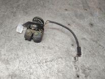 Замок багажника 47J385 Fiat Punto