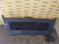 Обшивка крышки багажника D4W6C9 Volkswagen Golf