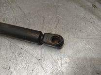 Амортизатор крышки багажника (3-5 двери) QV8WGP Peugeot 406 - Фото 2