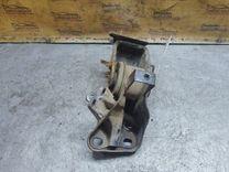 Подушка крепления КПП R3O6BU Mazda Xedos 6 - Фото 2