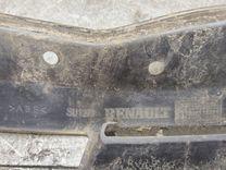 Заглушка (решетка) в бампер передний D22YV7 Renault Espace купить в магазине запчастей бу