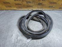 Уплотнитель багажника VE9Z58 Mitsubishi Grandis