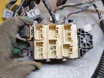 Проводка салона AQ2K7U Toyota Avensis Verso - Фото 2