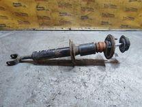 Амортизатор передний правый T93QQT Volkswagen Passat