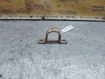 Крепление втулки стабилизатора 4C8275 Ford Mondeo - Фото 2