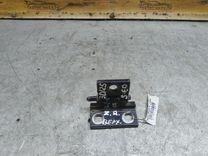 Петля двери задней правой GEECVR Volvo S60 купить на авторазборке