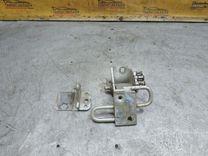 Петля двери передней правой EZQA6K Volkswagen Passat купить с доставкой