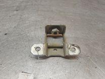 Петля крышки багажника 7G4XK7 Fiat Stilo