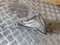 Кронштейн КПП ZZ706V Audi A4 - Фото 1