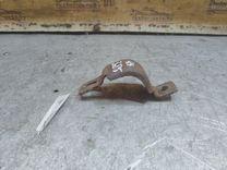 Крепление втулки стабилизатора 6CFYCZ Peugeot 406 - Фото 2