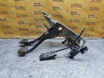 Узел педальный (блок педалей) TG6ZYA Audi 100 купить