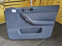Обшивка двери передней правой (дверная карта) DWWW1O Audi A3