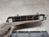 Решетка вентиляции кузова 8E33W7 Peugeot 307 купить с доставкой