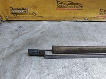 Молдинг стекла двери передней левой наружный E7ALPJ Audi 100 купить в магазине запчастей бу