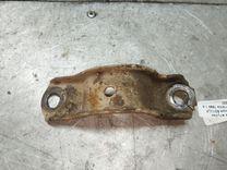 Крепление втулки стабилизатора 5O1VLF Mitsubishi Carisma - Фото 1