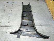 Обшивка стойки центральной правой NHU889 Volvo V40 купить