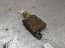 Активатор замка багажника VCK20C Volkswagen Sharan купить