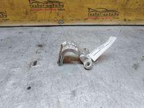 Петля крышки багажника E6VS4Z Volkswagen Polo купить на авторазборке