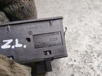 Кнопка стеклоподъемника заднего левого AYP00P Opel Zafira купить с доставкой