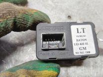 Кнопка стеклоподъемника переднего левого BOFWJD Opel Astra купить с доставкой