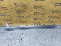 Молдинг стекла двери задней левой наружный R1DT8E Toyota Yaris Verso