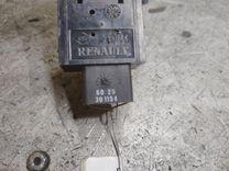 Кнопка подогрева заднего стекла DJNOEM Renault Espace купить в магазине запчастей бу