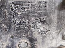 Накладка подсветки номера LF14ER Renault Scenic купить на авторазборке