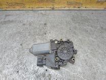 Моторчик стеклоподъемника передний левый 9C2SW5 Audi A4 купить на авторазборке