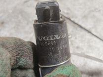 Насос (моторчик) омывателя стекла F8KPQN Volvo S60 купить на авторазборке