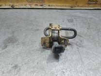 Ограничитель открывания двери передней 5G4B9B Volvo V70 купить на авторазборке