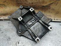 Кронштейн компрессора кондиционера B2MJB7 Volkswagen Passat - Фото 1