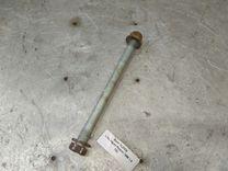 Болт YLD2QI Volkswagen Passat