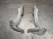 Петля капота Y1Q3R8 Ford Fusion