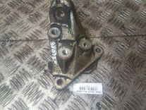 Кронштейн двигателя 2UJEHY Mercedes E W124 - Фото 1