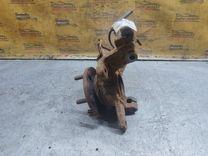 Кулак поворотный правый 1SHM8T Mazda Xedos 6 - Фото 5