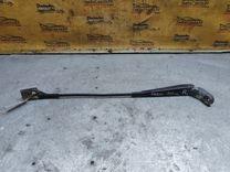 Щеткодержатель (поводок стеклоочистителя, дворник) XYI4ED Skoda Fabia