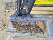 Стойка кузовная центральная правая VI2UZ6 Mazda Premacy купить в магазине запчастей бу