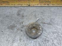 Опора амортизатора верхняя (чашка) 1UR0KE Volkswagen Passat купить