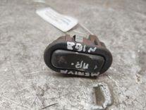 Кнопка стеклоподъемника переднего правого SFGG7W Opel Meriva