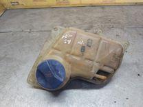 Бачок расширительный YJU13M Volkswagen Passat - Фото 1